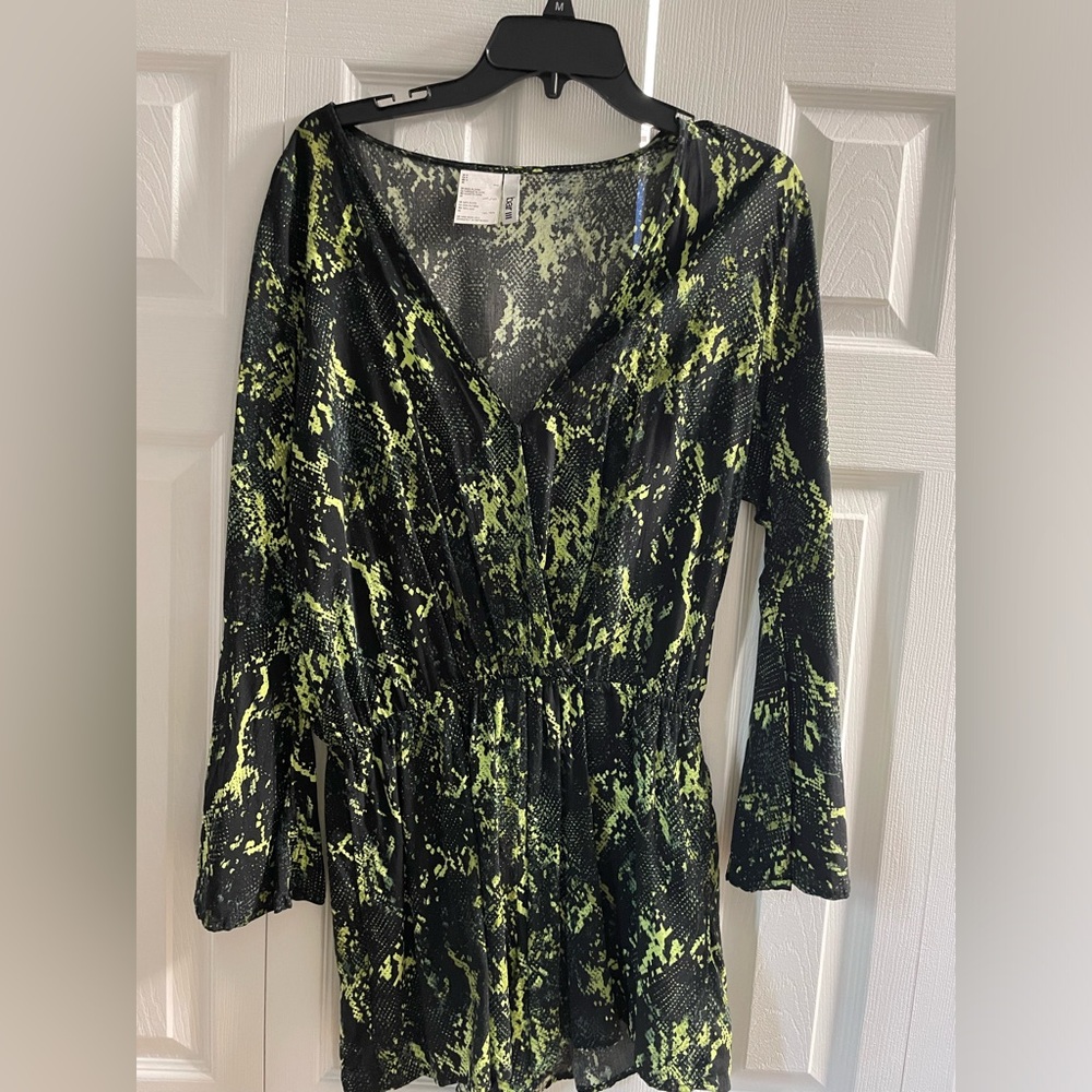 Bar III Size Medium Swimsuit Coverup Romper in Snakeskin